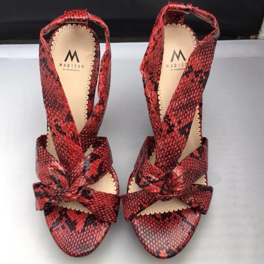 Madison By Shoe Dazzle Snakeskin Sandals - Picture 2 of 11